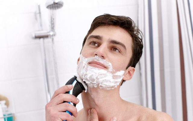 Xem xét kỹ thuật cạo râu