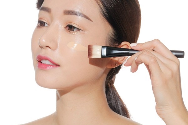 Hướng dẫn các bước dưỡng da trước khi make up