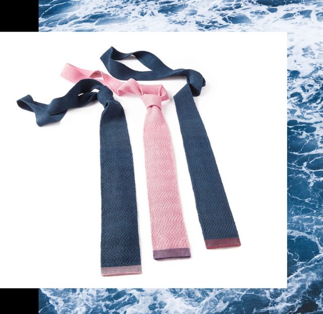 Cà vạt làm từ sợi tơ nhện, giá bán từ 314 đô-la Mỹ. 