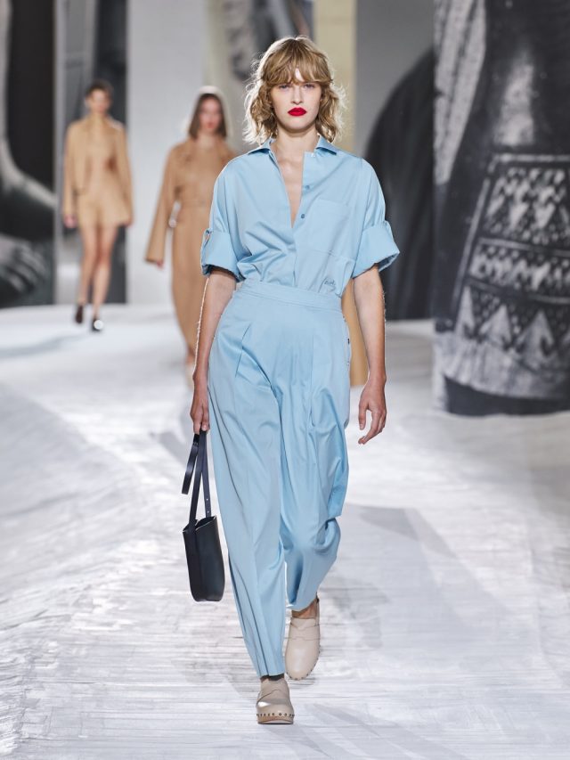 Một thiết kế Hermès Xuân Hè 2021 đậm chất minimalism. 
