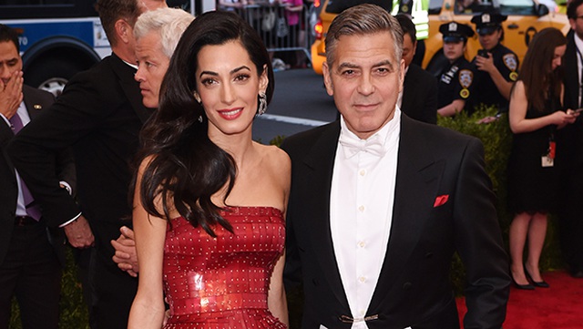 Tài tử U60 George Clooney đón cặp sinh đôi đầu lòng